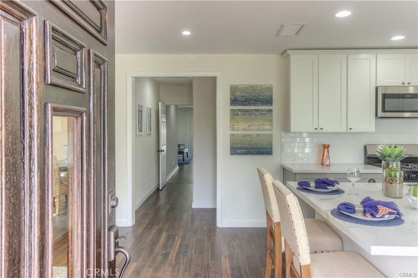Dining room, Interior, Kitchen, Recessed Lighting, Wood Texture Flooring