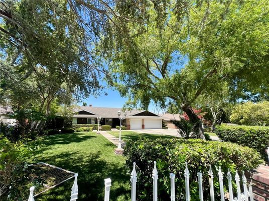 Backyard, Detached Garage, Exterior