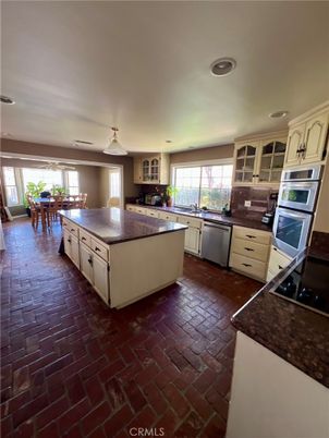 Dining room, Interior, Kitchen, Recessed Lighting