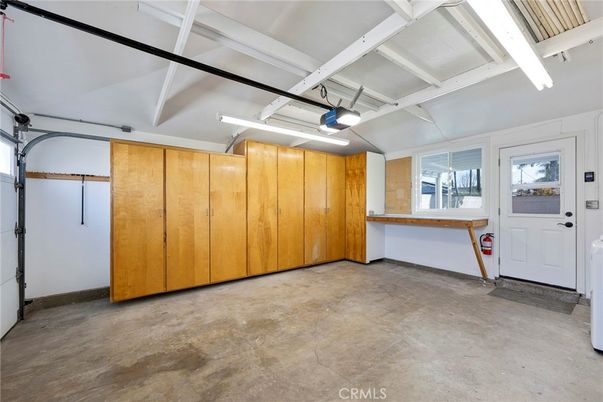 Garage, Interior