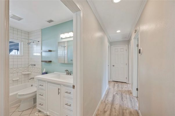 Bathroom, Interior, Recessed Lighting, Wood Texture Flooring