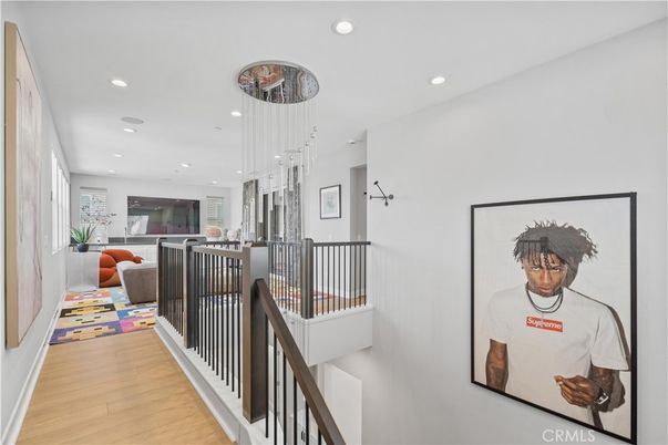 Interior, Pendant Lights, Recessed Lighting, Wood Texture Flooring