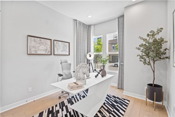 Home Office, Interior, Recessed Lighting, Wood Texture Flooring