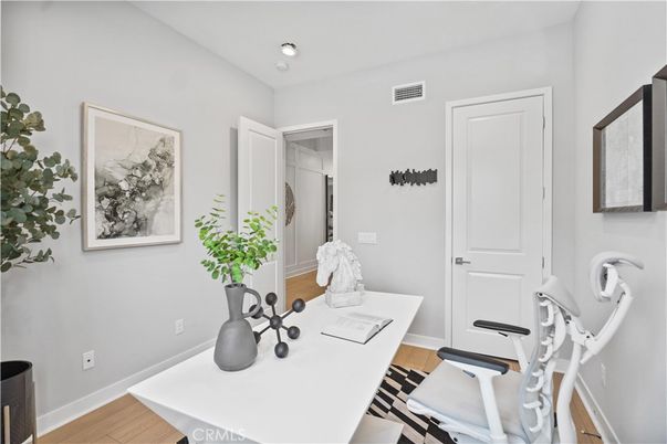 Home Office, Interior, Recessed Lighting, Wood Texture Flooring