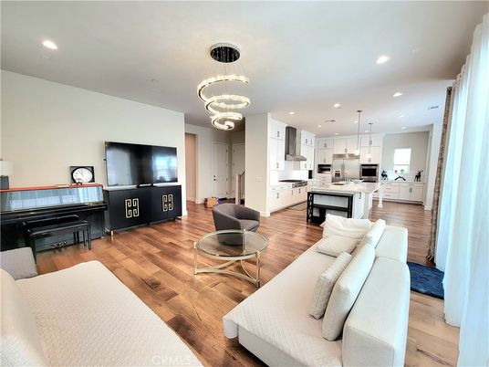 Interior, Kitchen, Living room, Pendant Lights, Piano, Recessed Lighting, Wood Texture Flooring