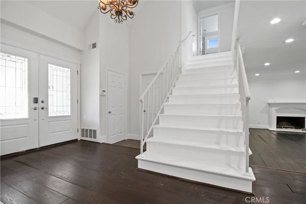 Chandelier, Interior, Recessed Lighting, Wood Texture Flooring
