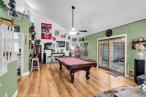 Billiard Table, Game Room, Interior, Wood Texture Flooring