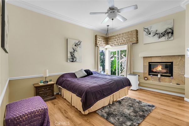 Bedroom, Fireplace, Interior, Pendant Lights, Wood Texture Flooring