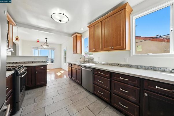 Interior, Kitchen, Pendant Lights