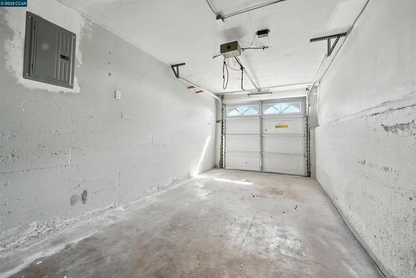 Garage, Interior