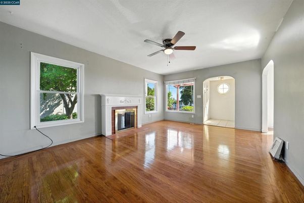 Empty room, Fireplace, Interior, Wood Texture Flooring