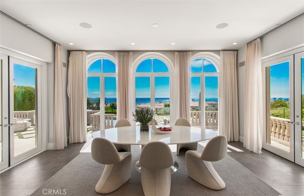 Dining room, Interior, Recessed Lighting, Water