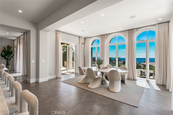 Dining room, Interior, Recessed Lighting, Water