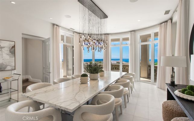 Dining room, Interior, Pendant Lights, Recessed Lighting, Water