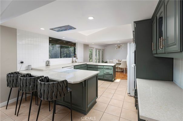Chandelier, Dining room, Interior, Kitchen, Pendant Lights, Recessed Lighting