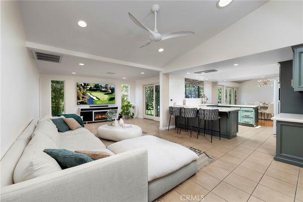 Fireplace, Interior, Living room, Recessed Lighting