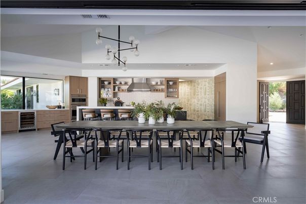 Dining room, Interior, Kitchen, Pendant Lights, Recessed Lighting, Stainless Steel Appliances
