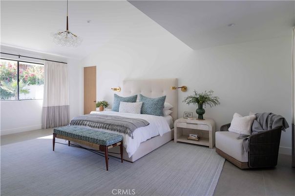 Bedroom, Interior, Pendant Lights