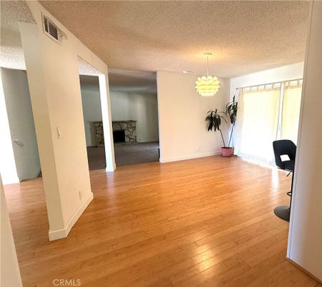 Chandelier, Interior, Wood Texture Flooring