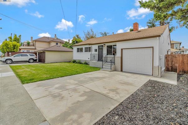Attached, Backyard, Detached Garage, Exterior, Facade, Cape Cod