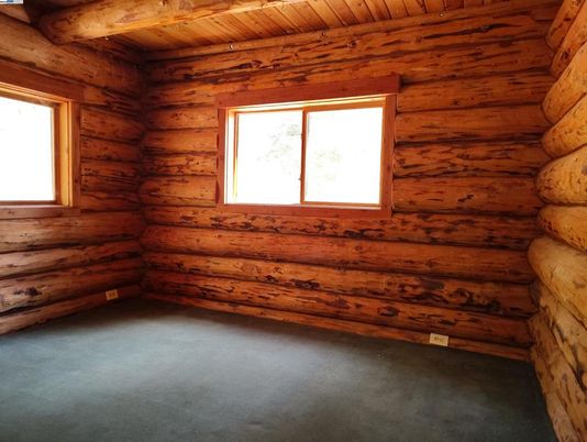 Empty room, Interior, Wooden Beams, Wooden Ceilings, Wooden Walls