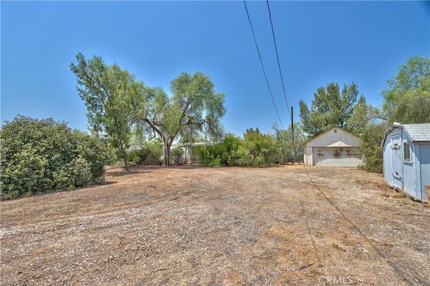 Backyard, Detached Garage, Exterior