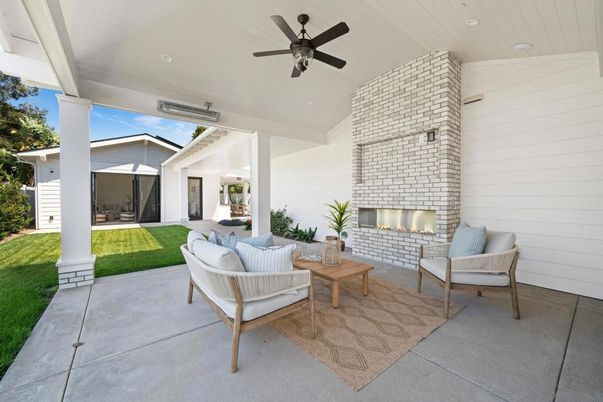 Exterior, Fireplace