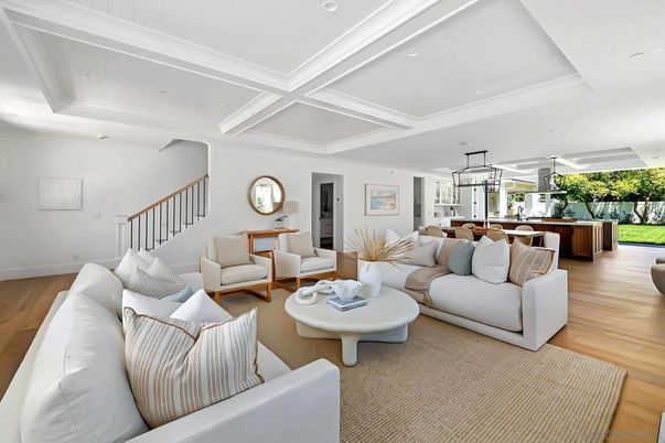Interior, Living room, Pendant Lights, Recessed Lighting, Wood Texture Flooring