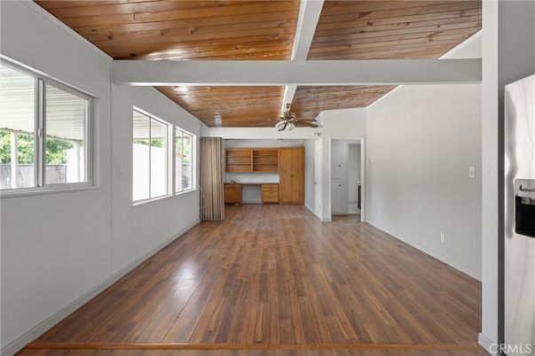 Empty room, Interior, Wooden Ceilings, Wood Texture Flooring