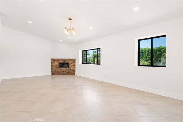 Empty room, Fireplace, Interior, Pendant Lights, Recessed Lighting