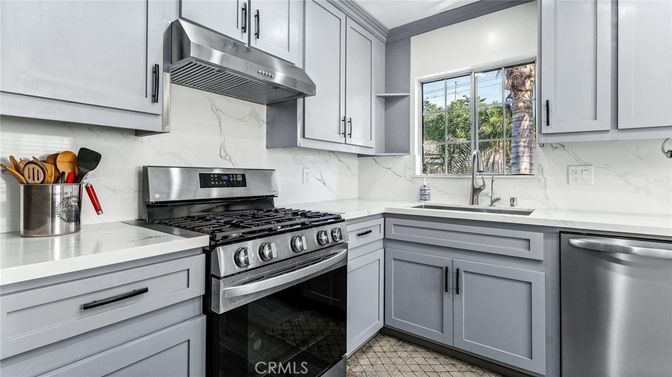 Interior, Kitchen, Marble Walls, Stainless Steel Appliances