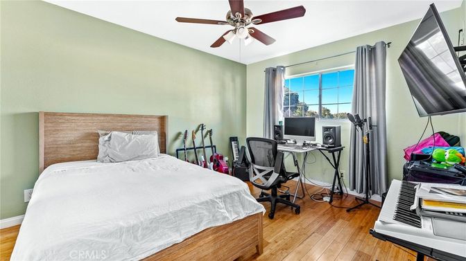 Bedroom, Home Office, Interior, Wood Texture Flooring