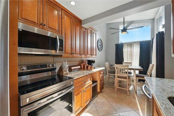 Dining room, Interior, Kitchen, Recessed Lighting, Stainless Steel Appliances