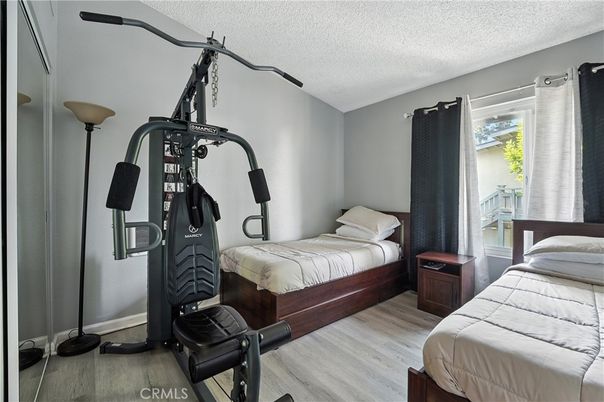 Bedroom, Fitness Equipment, Interior, Wood Texture Flooring