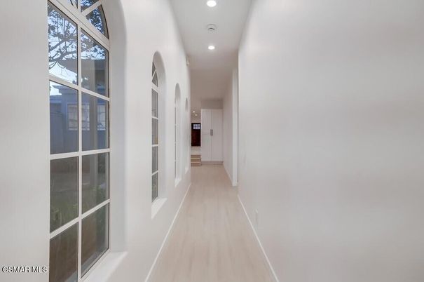 Interior, Recessed Lighting