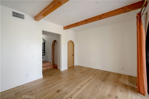 Empty room, Interior, Recessed Lighting, Wooden Beams, Wood Texture Flooring
