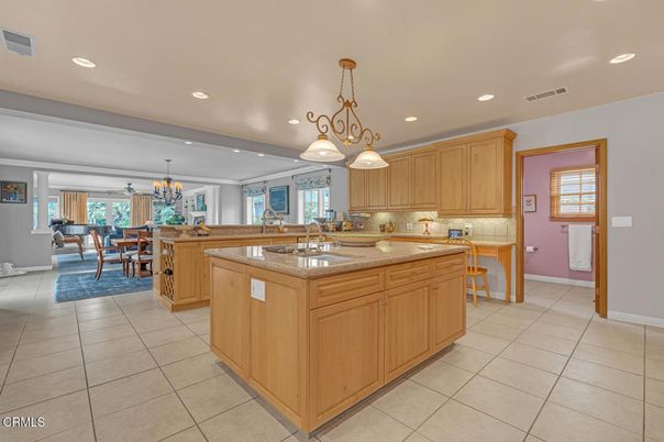 Chandelier, Dining room, Interior, Kitchen, Pendant Lights, Recessed Lighting