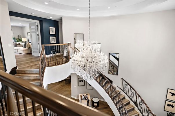 Chandelier, Interior, Recessed Lighting, Wood Texture Flooring