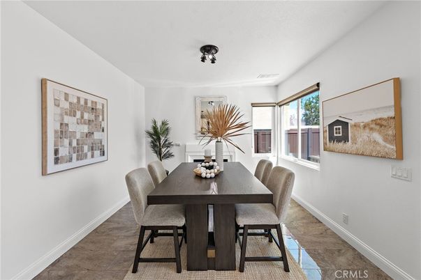 Dining room, Interior