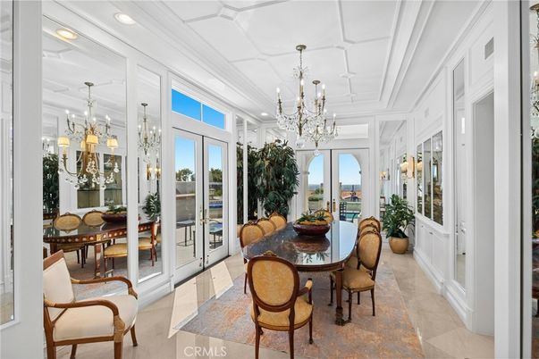 Chandelier, Dining room, Interior, Recessed Lighting