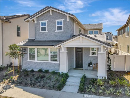 Exterior, Facade, American Craftsman
