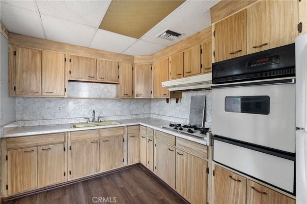Interior, Kitchen, Wood Texture Flooring