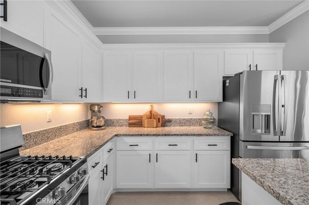 Interior, Kitchen, Stainless Steel Appliances