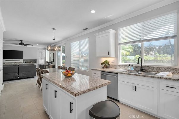 Dining room, Interior, Kitchen, Living room, Pendant Lights, Recessed Lighting, Stainless Steel Appliances