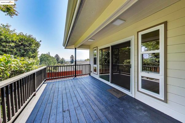 Exterior, Wood Texture Flooring