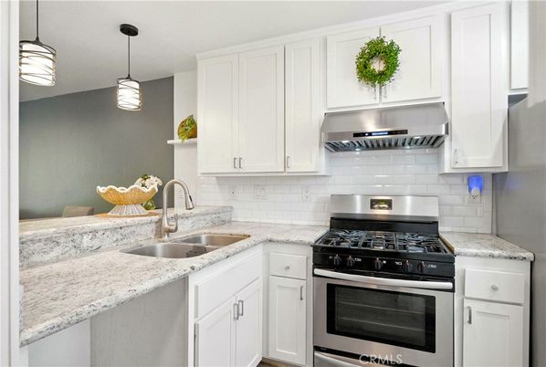 Interior, Kitchen, Pendant Lights, Stainless Steel Appliances