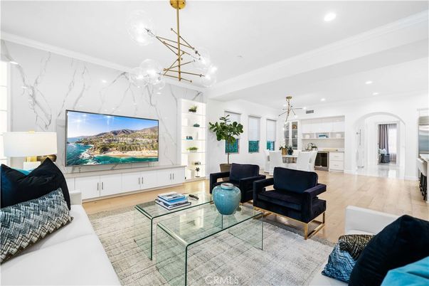 Interior, Kitchen, Living room, Marble Walls, Pendant Lights, Recessed Lighting, Wood Texture Flooring
