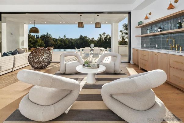 Interior, Pendant Lights, Recessed Lighting, Wood Texture Flooring
