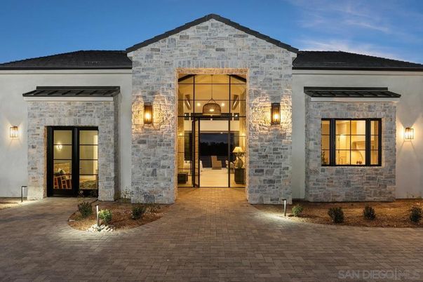 Exterior, Facade, Brick Traditional
