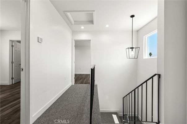 Interior, Pendant Lights, Recessed Lighting, Wood Texture Flooring